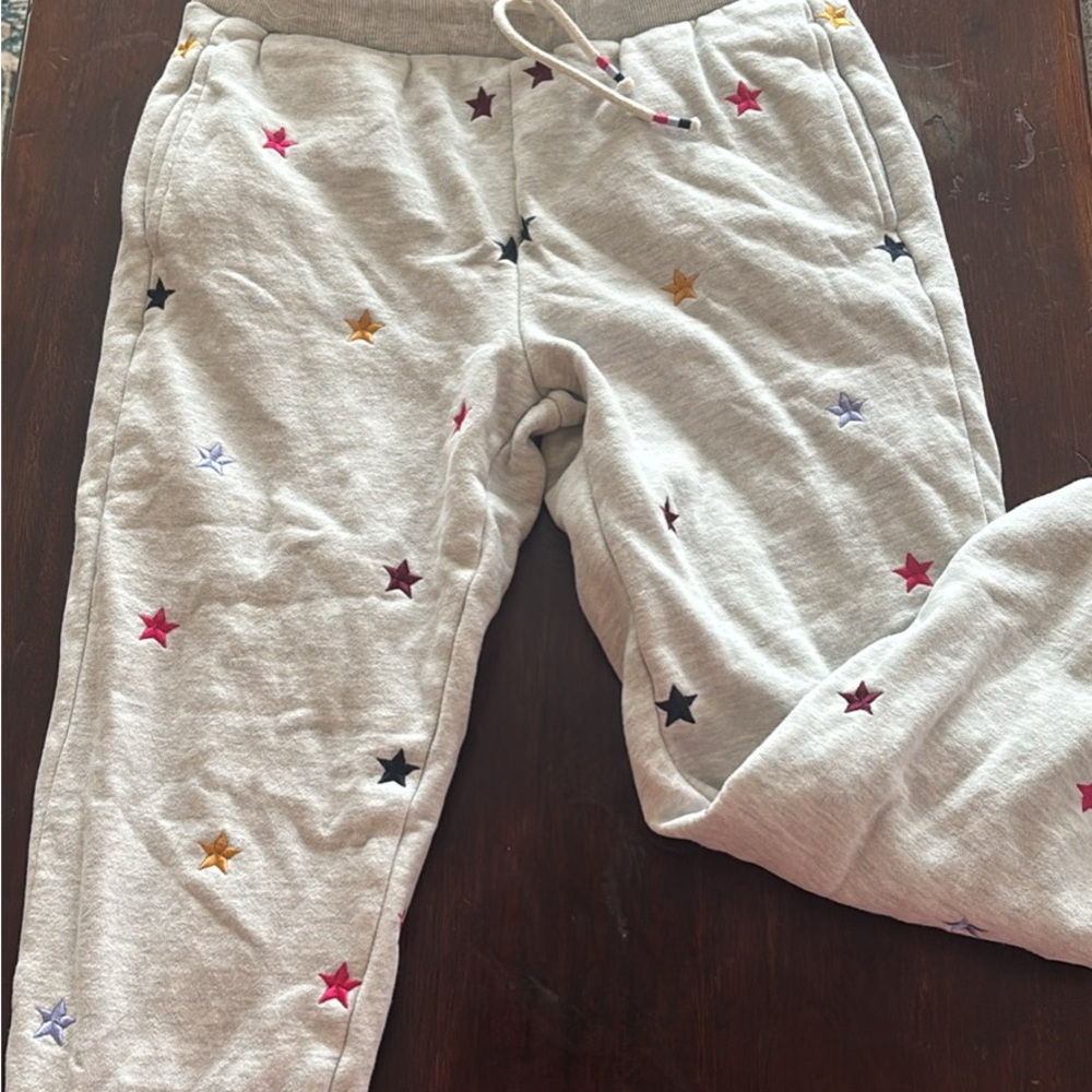 Star-Patterned Gray Sweatpants